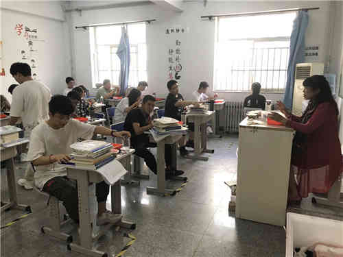 2020年天津航运学校大港校区毕业告别会